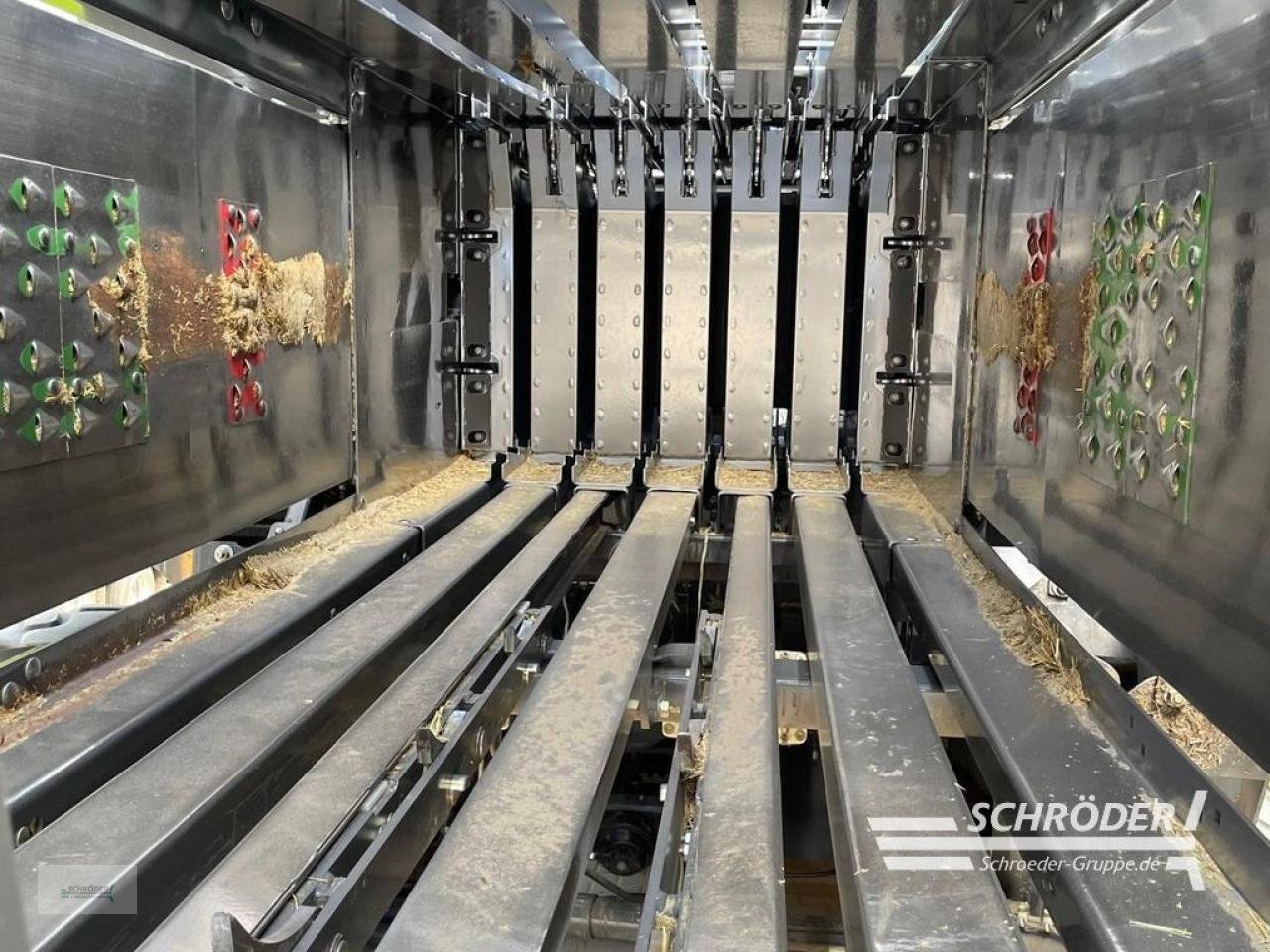 Großpackenpresse del tipo CLAAS QUADRANT 3300 RC, Gebrauchtmaschine en Twistringen (Imagen 2)