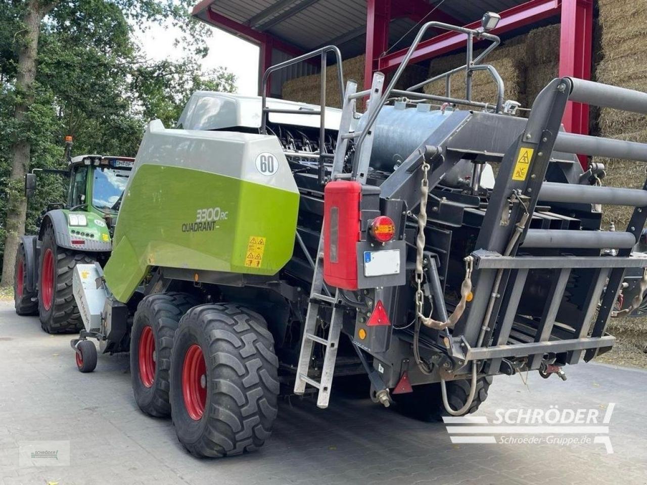 Großpackenpresse del tipo CLAAS QUADRANT 3300 RC, Gebrauchtmaschine en Twistringen (Imagen 8)