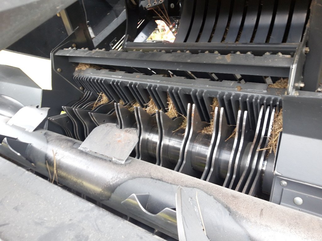 Großpackenpresse типа CLAAS QUADRANT 3300, Gebrauchtmaschine в BRAS SUR MEUSE (Фотография 7)