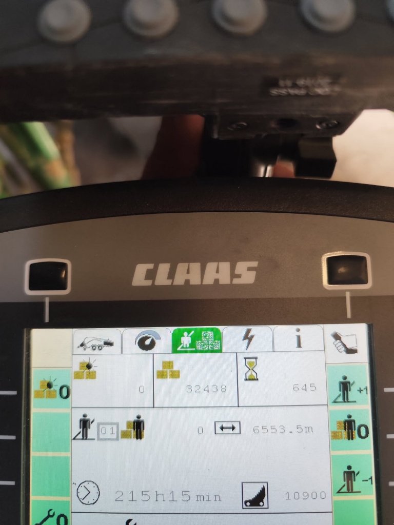 Großpackenpresse типа CLAAS QUADRANT 3300, Gebrauchtmaschine в BRAS SUR MEUSE (Фотография 11)