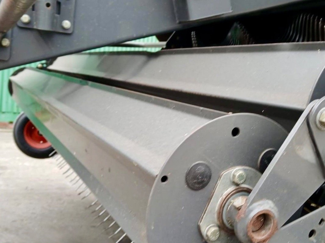 Großpackenpresse типа CLAAS Quadrant 3400 RC, Gebrauchtmaschine в Liebenwalde (Фотография 7)