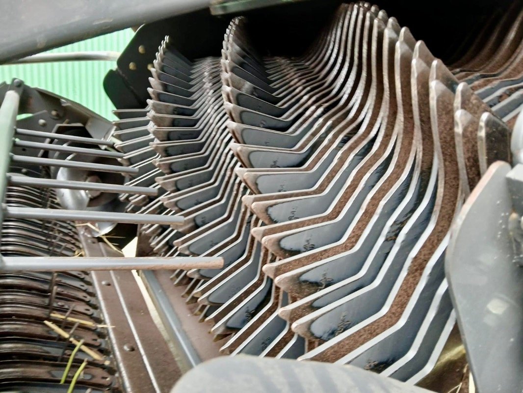 Großpackenpresse типа CLAAS Quadrant 3400 RC, Gebrauchtmaschine в Liebenwalde (Фотография 13)