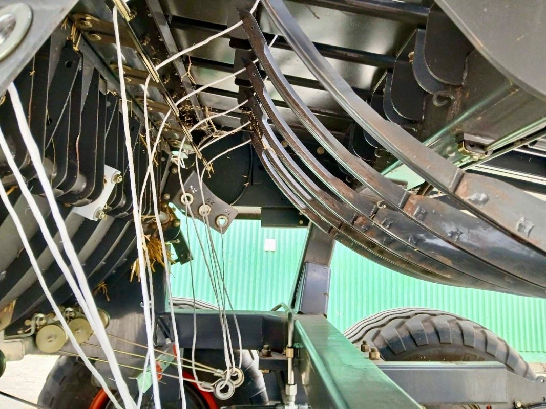 Großpackenpresse типа CLAAS Quadrant 3400 RC, Gebrauchtmaschine в Liebenwalde (Фотография 9)