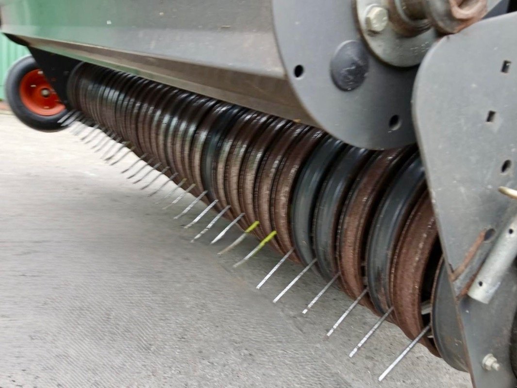 Großpackenpresse типа CLAAS Quadrant 3400 RC, Gebrauchtmaschine в Liebenwalde (Фотография 5)