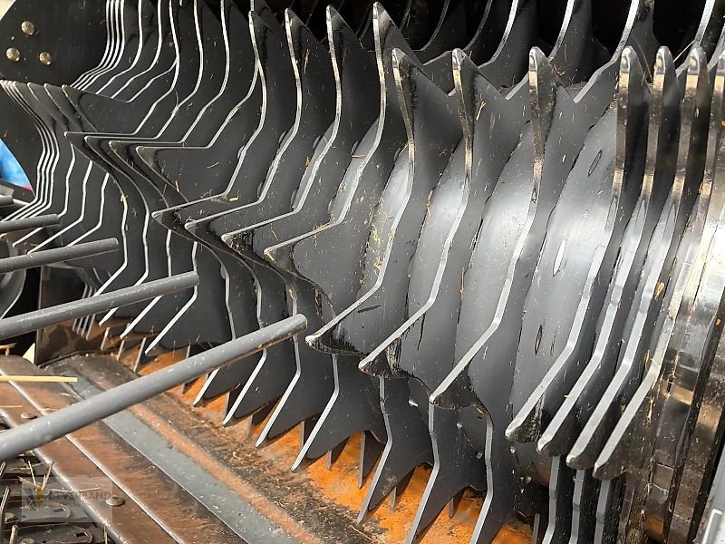 Großpackenpresse типа CLAAS Quadrant 3400 RF, Gebrauchtmaschine в Oberdonven (Фотография 5)