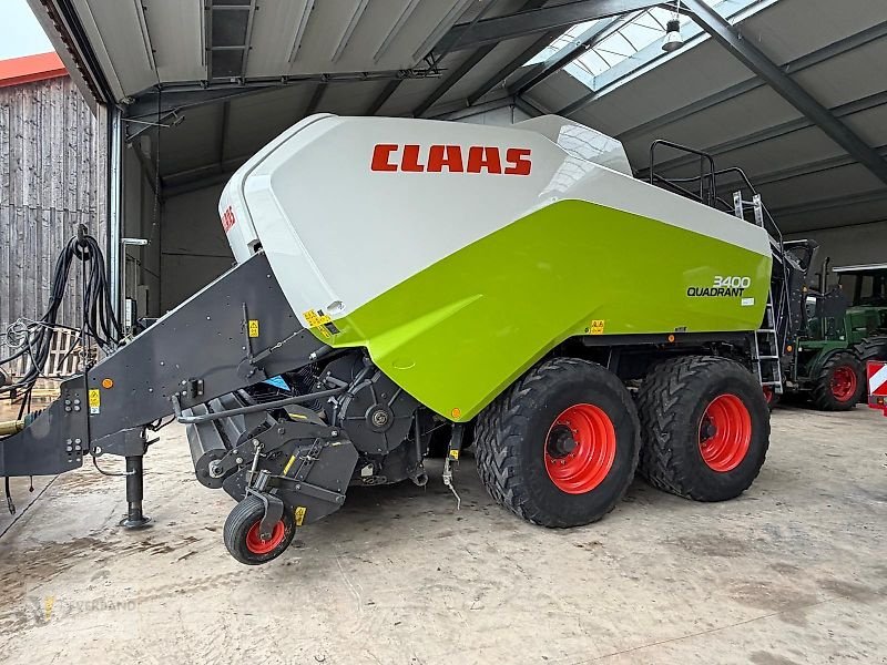 Großpackenpresse типа CLAAS Quadrant 3400 RF, Gebrauchtmaschine в Oberdonven