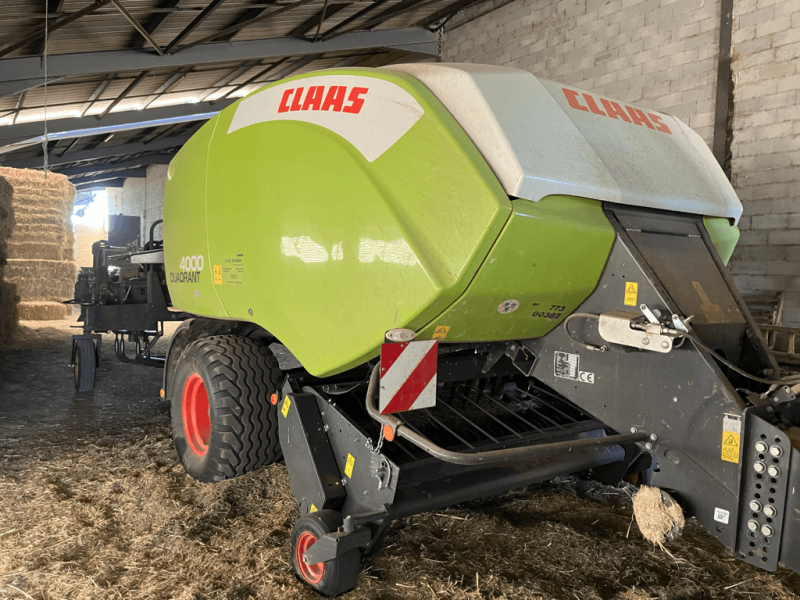 Großpackenpresse типа CLAAS QUADRANT 4000 TRADITION, Gebrauchtmaschine в SAINT ANDIOL (Фотография 1)