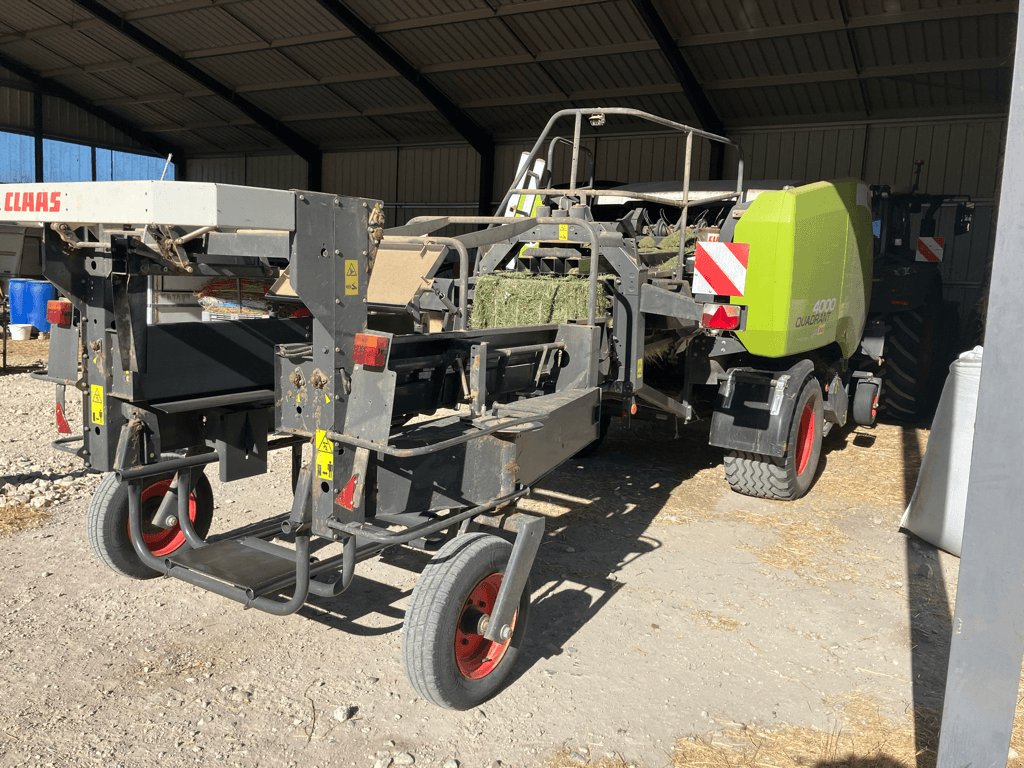 Großpackenpresse типа CLAAS QUADRANT 4000 TRADITION, Gebrauchtmaschine в SAINT ANDIOL (Фотография 3)