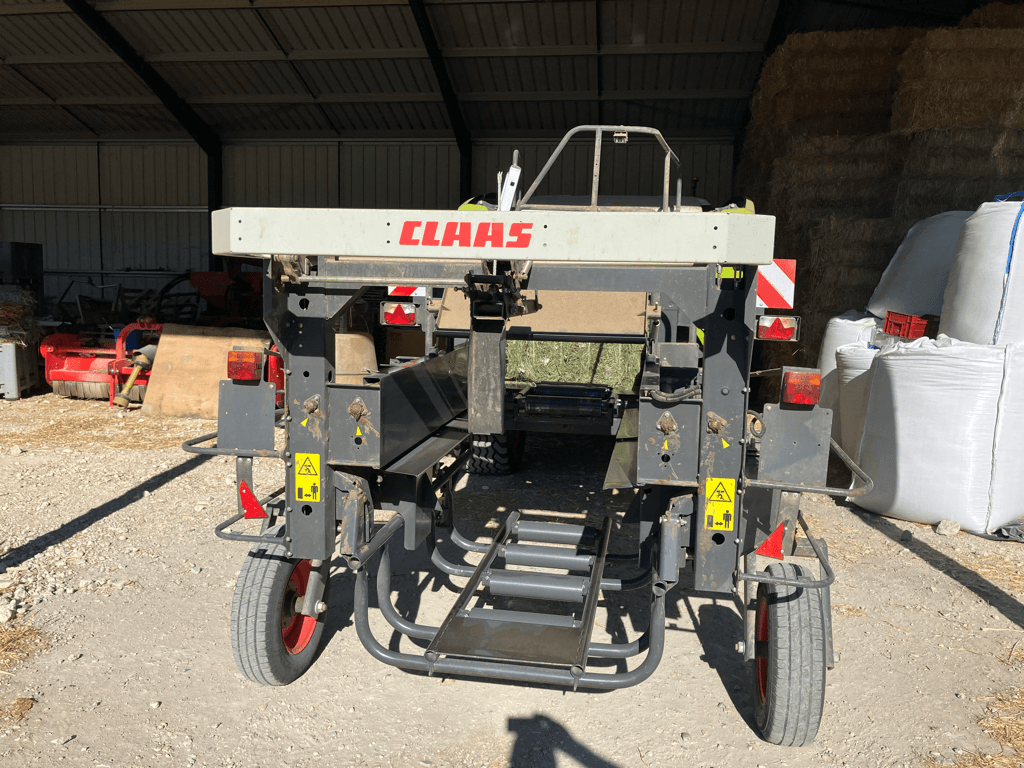 Großpackenpresse типа CLAAS QUADRANT 4000 TRADITION, Gebrauchtmaschine в SAINT ANDIOL (Фотография 2)