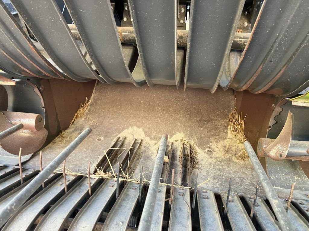 Großpackenpresse typu CLAAS Quadrant 4000, Gebrauchtmaschine v MORLHON LE HAUT (Obrázek 10)