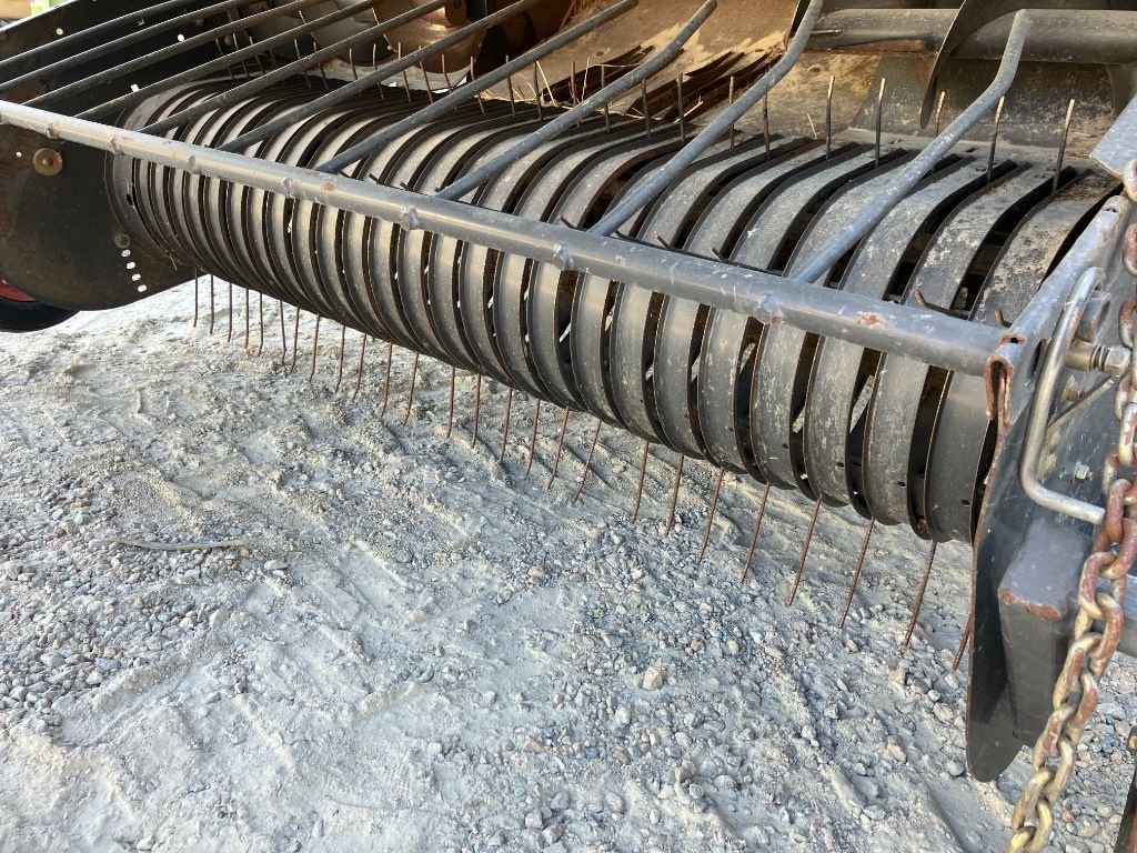 Großpackenpresse typu CLAAS Quadrant 4000, Gebrauchtmaschine v MORLHON LE HAUT (Obrázek 8)