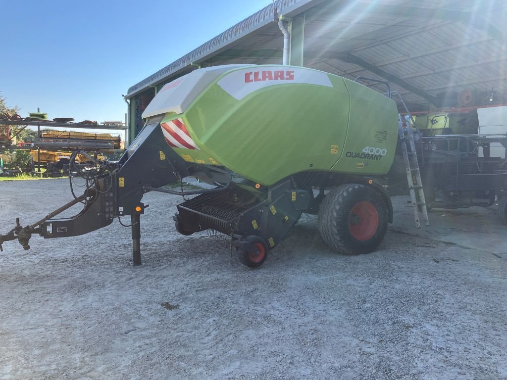 Großpackenpresse typu CLAAS Quadrant 4000, Gebrauchtmaschine v MORLHON LE HAUT (Obrázek 5)
