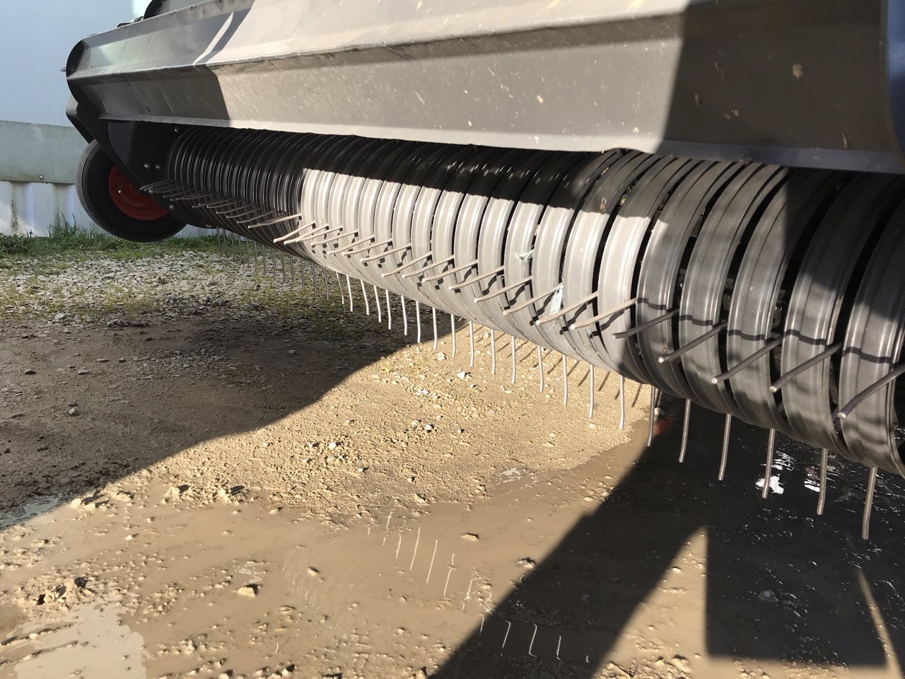 Großpackenpresse van het type CLAAS QUADRANT 4200 RF ÉVOLUTION, Gebrauchtmaschine in MORLHON LE HAUT (Foto 9)