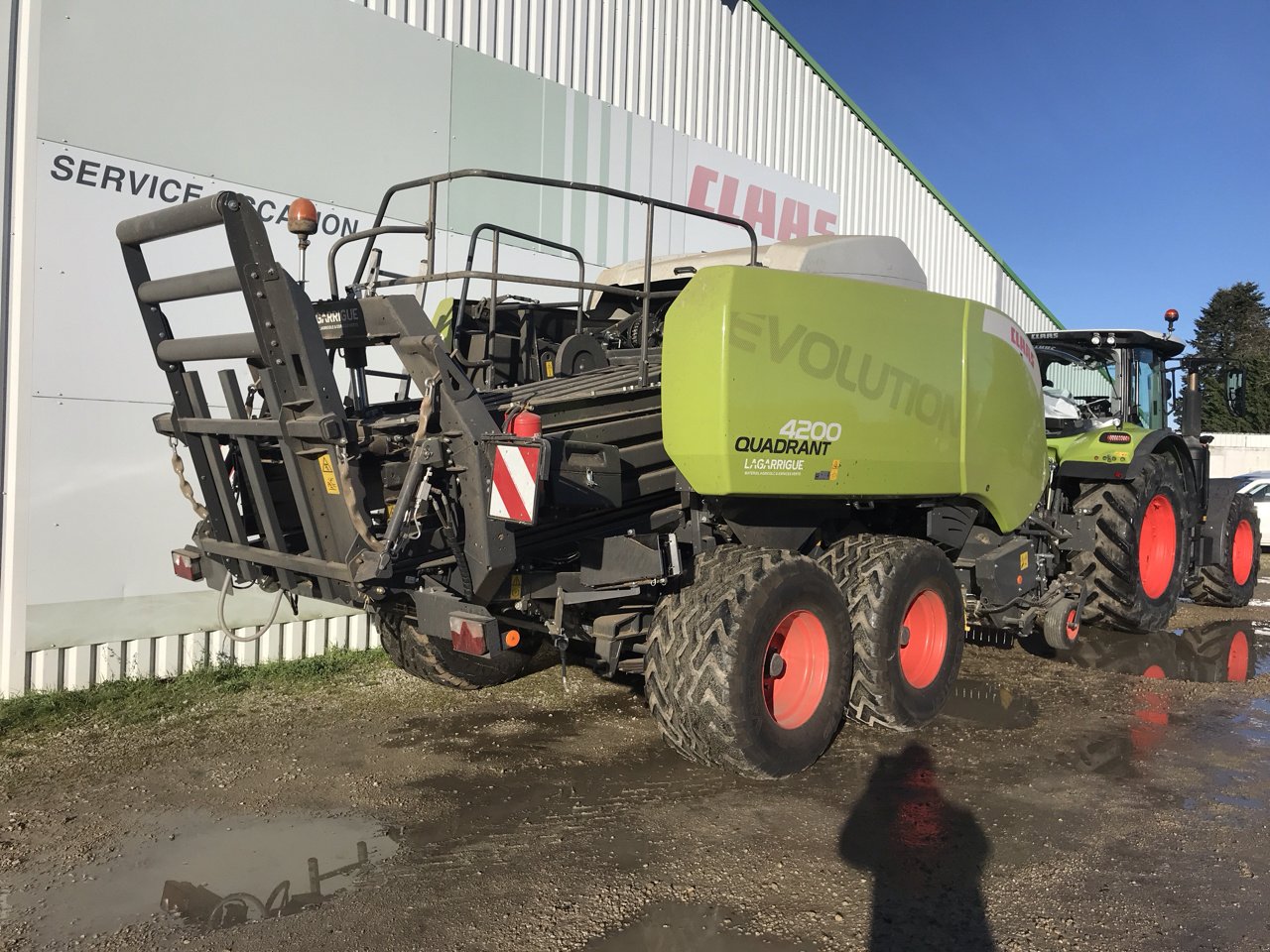 Großpackenpresse van het type CLAAS QUADRANT 4200 RF ÉVOLUTION, Gebrauchtmaschine in MORLHON LE HAUT (Foto 7)