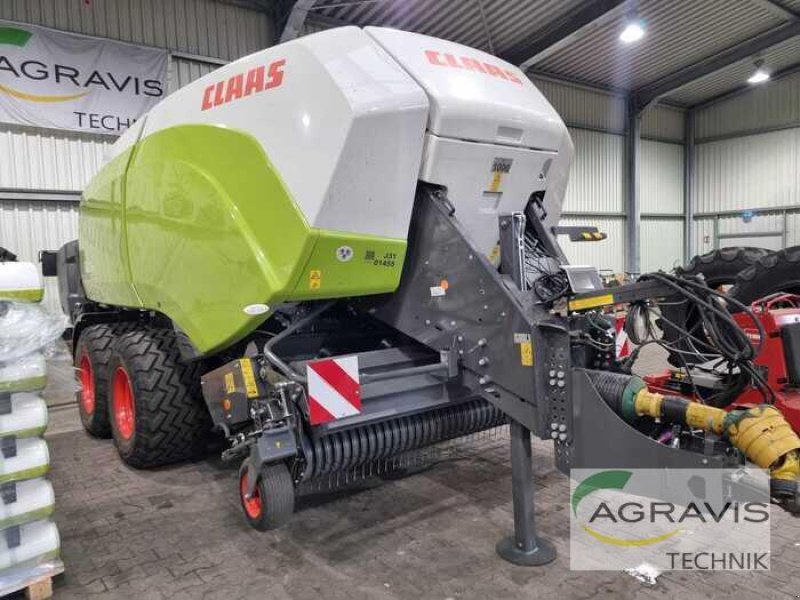 Großpackenpresse of the type CLAAS QUADRANT 5200 EVOLUTION FC TANDEM, Neumaschine in Lage (Picture 2)