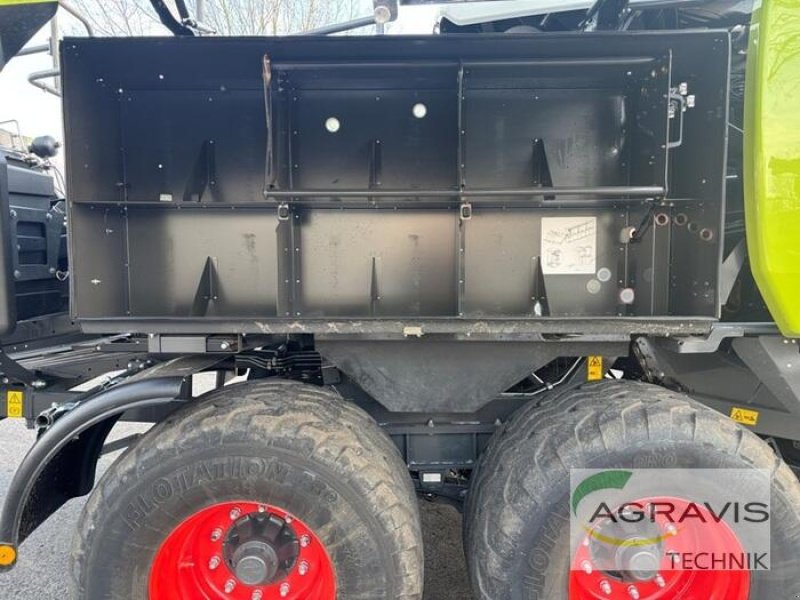 Großpackenpresse of the type CLAAS QUADRANT 5200 EVOLUTION FC TANDEM, Gebrauchtmaschine in Meppen (Picture 19)