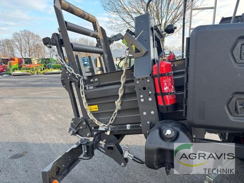 Großpackenpresse of the type CLAAS QUADRANT 5200 EVOLUTION FC TANDEM, Gebrauchtmaschine in Meppen (Picture 21)