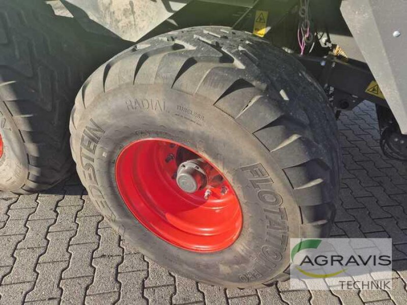 Großpackenpresse типа CLAAS QUADRANT 5200 EVOLUTION FC TANDEM, Gebrauchtmaschine в Alpen (Фотография 23)