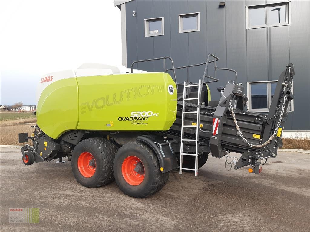 Großpackenpresse des Typs CLAAS Quadrant 5200 FC Evolution, Gebrauchtmaschine in Wassertrüdingen (Bild 22)