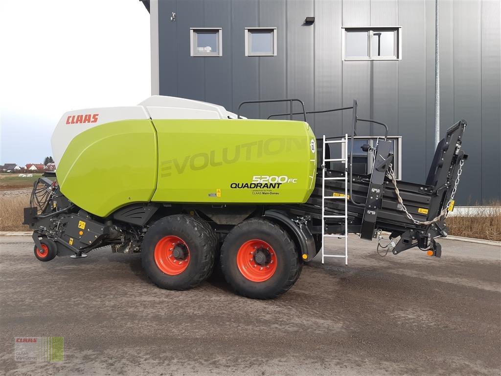Großpackenpresse des Typs CLAAS Quadrant 5200 FC Evolution, Gebrauchtmaschine in Wassertrüdingen (Bild 23)