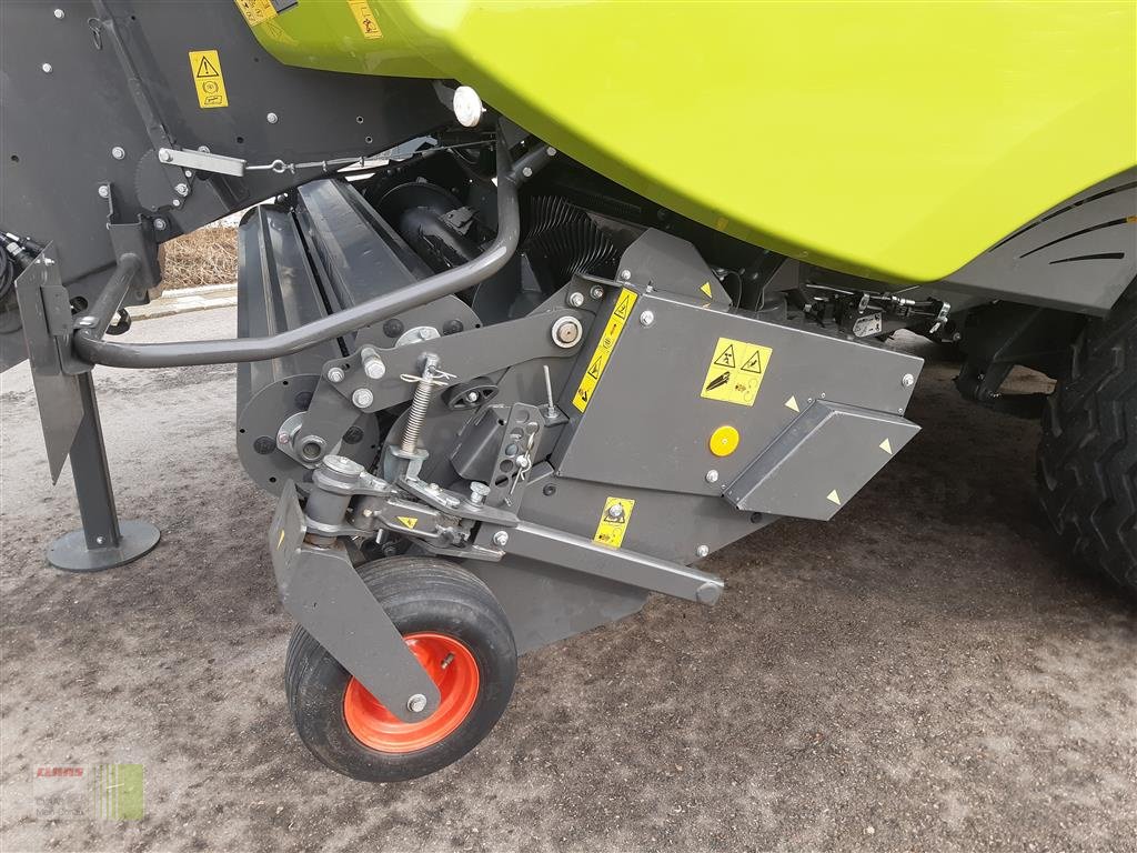 Großpackenpresse des Typs CLAAS Quadrant 5200 FC Evolution, Gebrauchtmaschine in Wassertrüdingen (Bild 25)