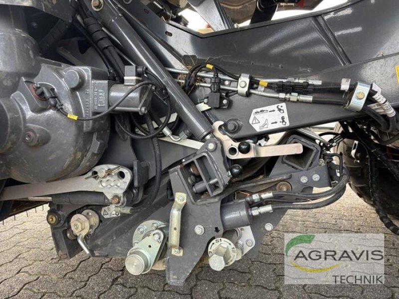 Großpackenpresse of the type CLAAS QUADRANT 5200 FC TANDEM, Vorführmaschine in Coesfeld (Picture 19)