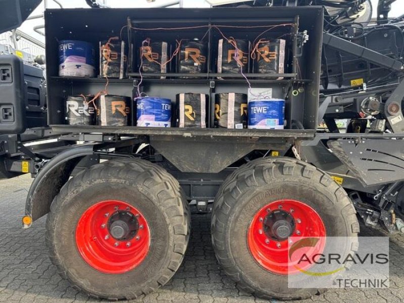 Großpackenpresse of the type CLAAS QUADRANT 5200 FC TANDEM, Vorführmaschine in Coesfeld (Picture 12)