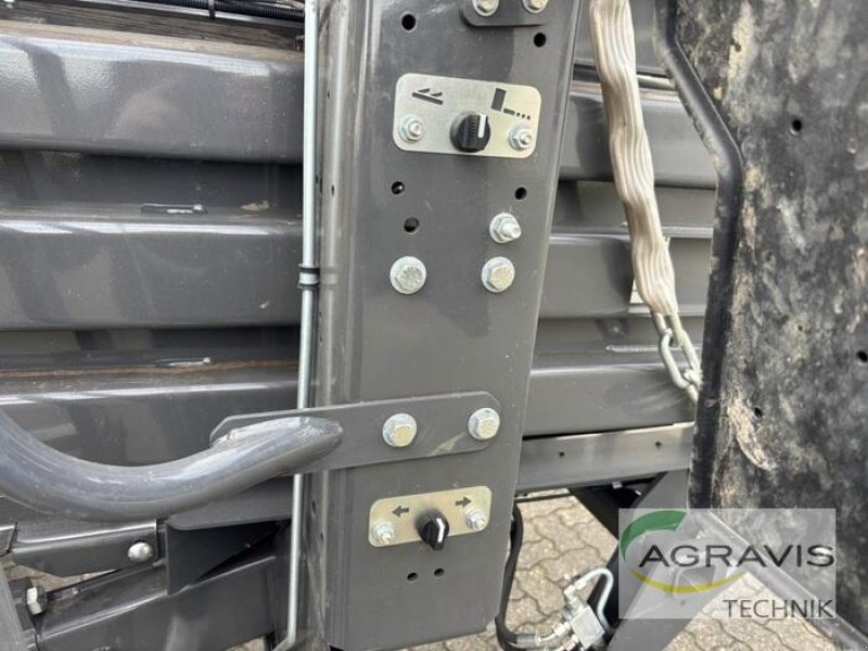 Großpackenpresse of the type CLAAS QUADRANT 5200 FC TANDEM, Vorführmaschine in Coesfeld (Picture 18)