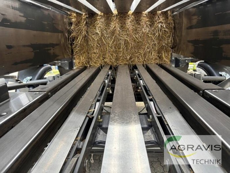 Großpackenpresse of the type CLAAS QUADRANT 5200 FC TANDEM, Vorführmaschine in Coesfeld (Picture 16)