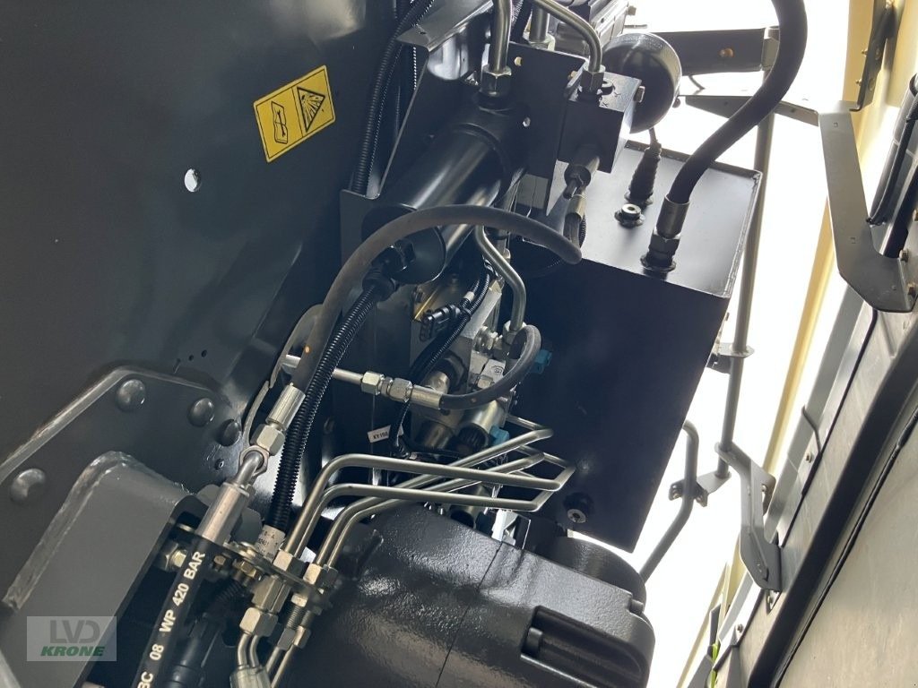 Großpackenpresse του τύπου CLAAS Quadrant 5200 FC, Gebrauchtmaschine σε Spelle (Φωτογραφία 11)