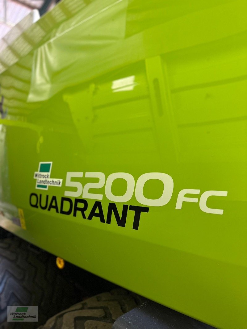 Großpackenpresse типа CLAAS Quadrant 5200 FC, Gebrauchtmaschine в Georgsheil (Фотография 4)