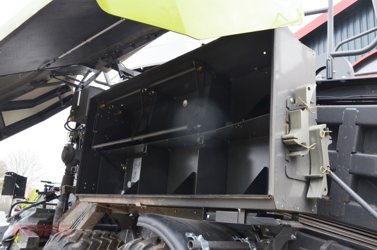 Großpackenpresse des Typs CLAAS QUADRANT 5300 EVOLUTION FC Tan, Gebrauchtmaschine in Suhlendorf (Bild 19)