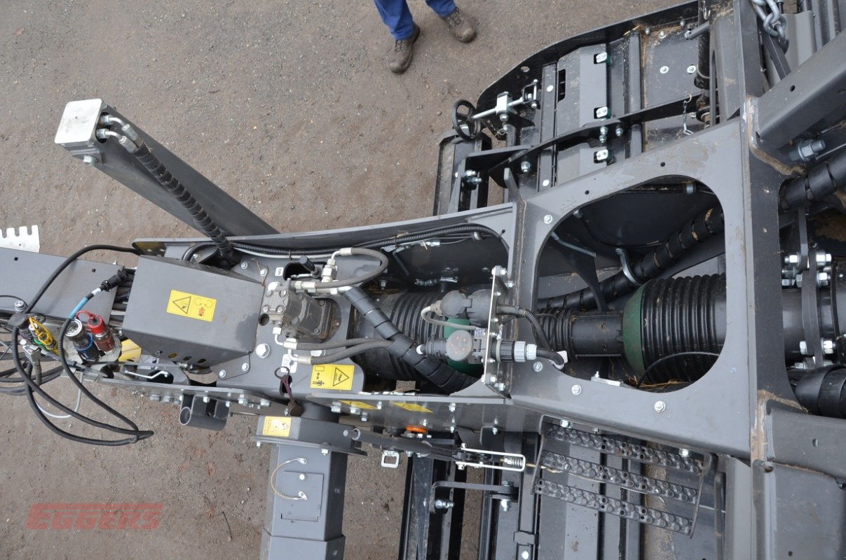 Großpackenpresse des Typs CLAAS QUADRANT 5300 EVOLUTION FC Tan, Gebrauchtmaschine in Suhlendorf (Bild 26)