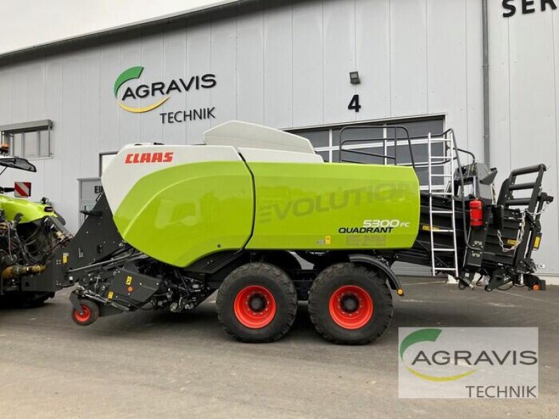 Großpackenpresse des Typs CLAAS QUADRANT 5300 EVOLUTION FC TANDEM, Gebrauchtmaschine in Fritzlar (Bild 1)