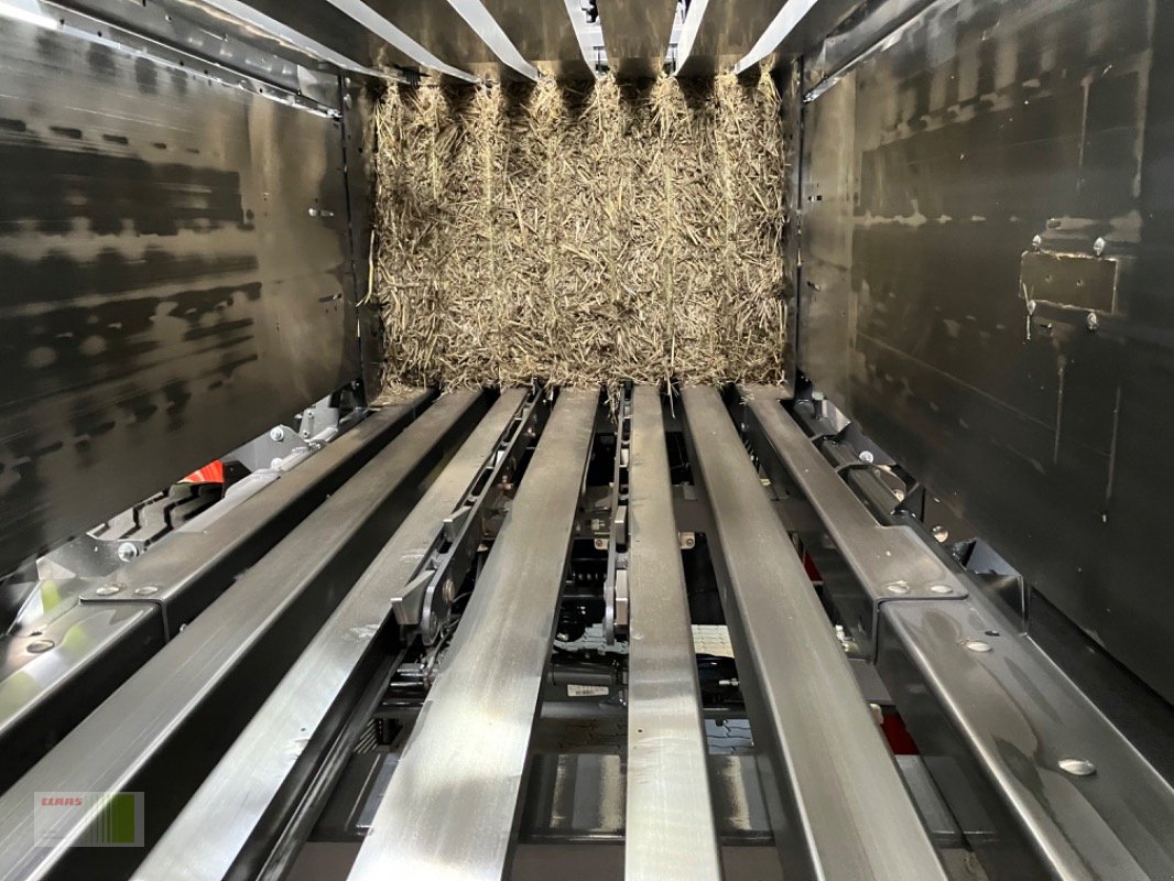 Großpackenpresse of the type CLAAS QUADRANT 5300 EVOLUTION FC Tandem, Gebrauchtmaschine in Weddingstedt (Picture 9)