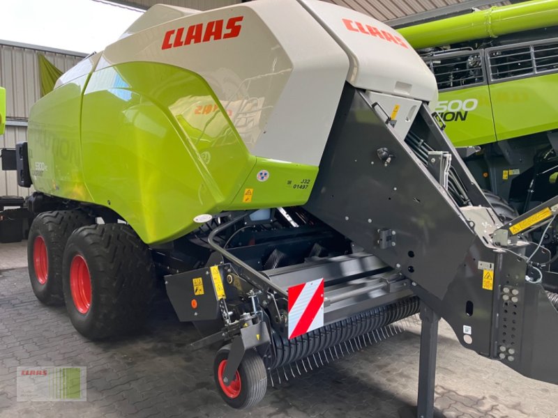 Großpackenpresse des Typs CLAAS QUADRANT 5300 EVOLUTION FC Tandem, Gebrauchtmaschine in Weddingstedt (Bild 1)