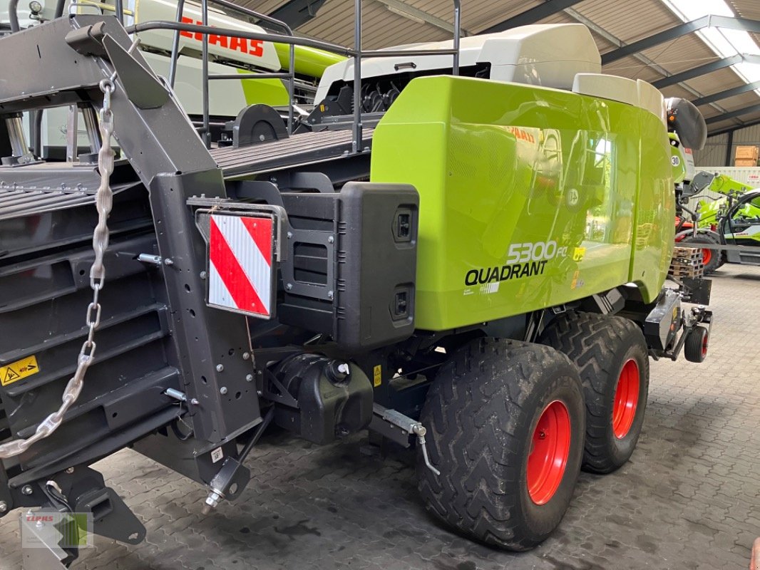 Großpackenpresse of the type CLAAS QUADRANT 5300 EVOLUTION FC Tandem, Gebrauchtmaschine in Weddingstedt (Picture 4)