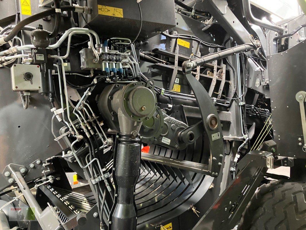 Großpackenpresse of the type CLAAS QUADRANT 5300 EVOLUTION FC Tandem, Gebrauchtmaschine in Weddingstedt (Picture 11)