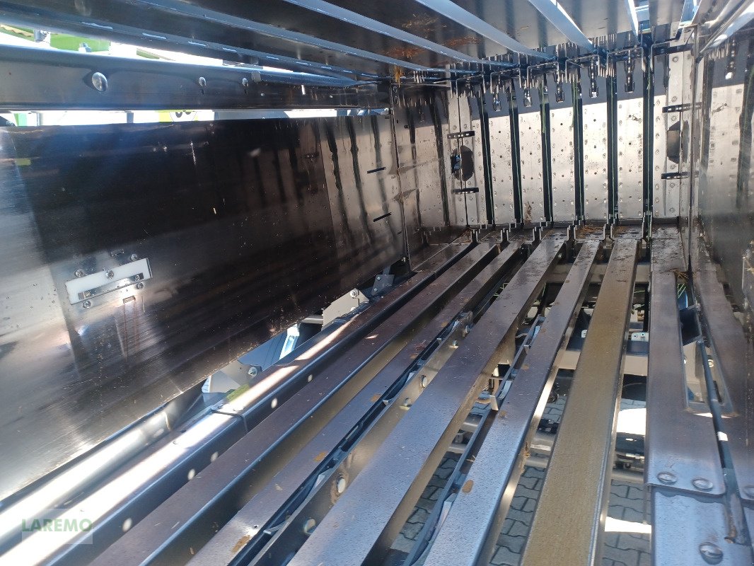 Großpackenpresse van het type CLAAS Quadrant 5300 FC Evolution, Gebrauchtmaschine in Langenwetzendorf (Foto 7)