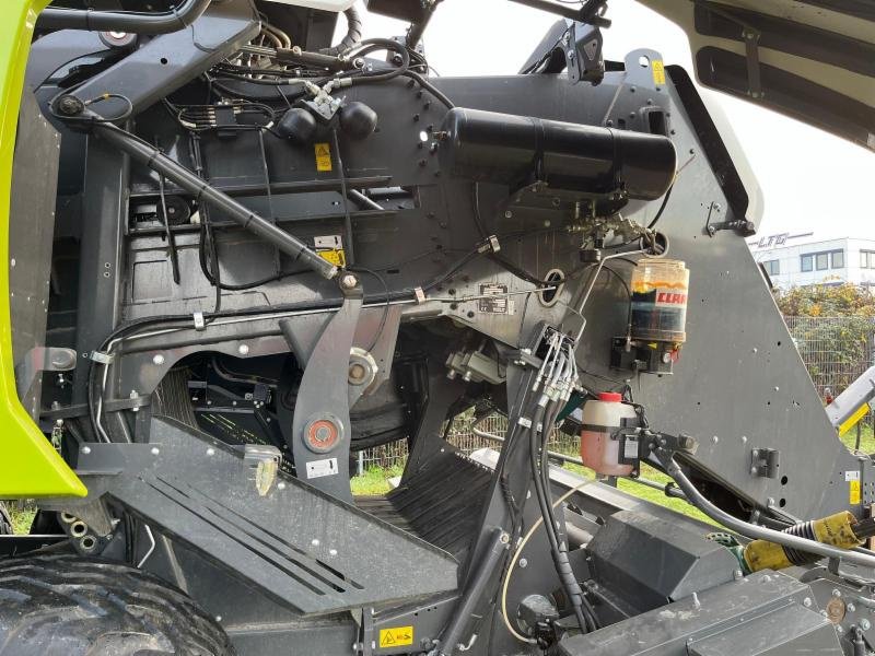 Großpackenpresse типа CLAAS QUADRANT 5300 FC T+ST, Gebrauchtmaschine в Hockenheim (Фотография 12)