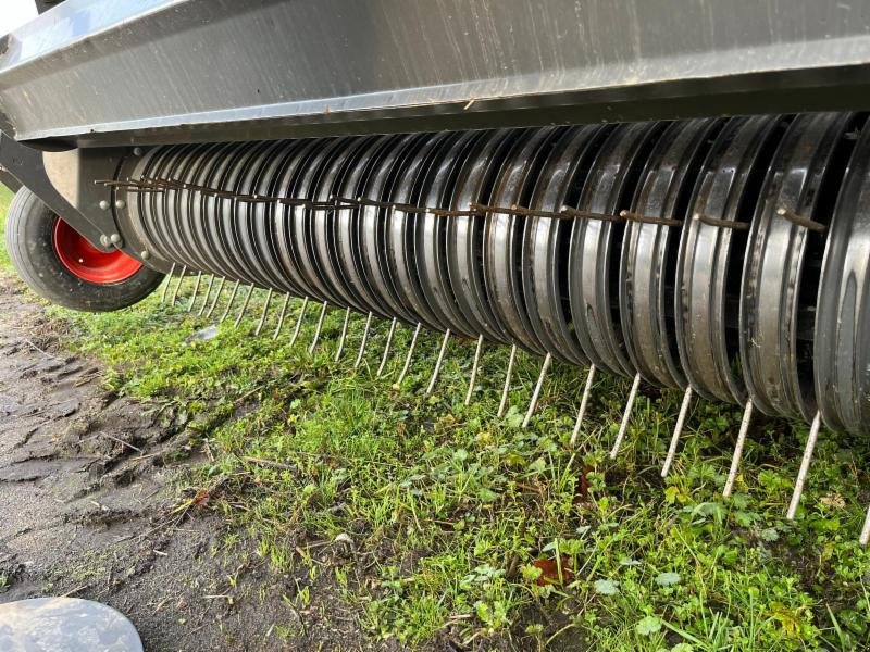 Großpackenpresse типа CLAAS QUADRANT 5300 FC T+ST, Gebrauchtmaschine в Hockenheim (Фотография 10)