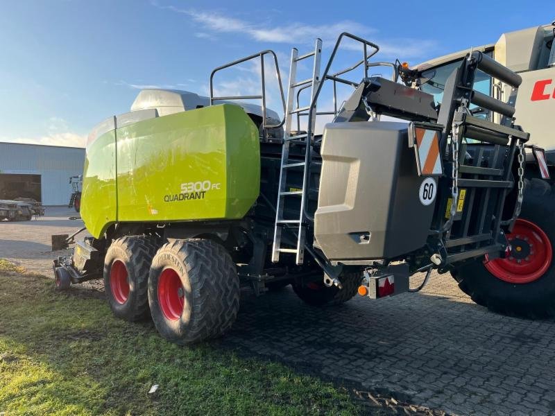 Großpackenpresse типа CLAAS QUADRANT 5300 FC T+ST, Gebrauchtmaschine в Hockenheim (Фотография 3)