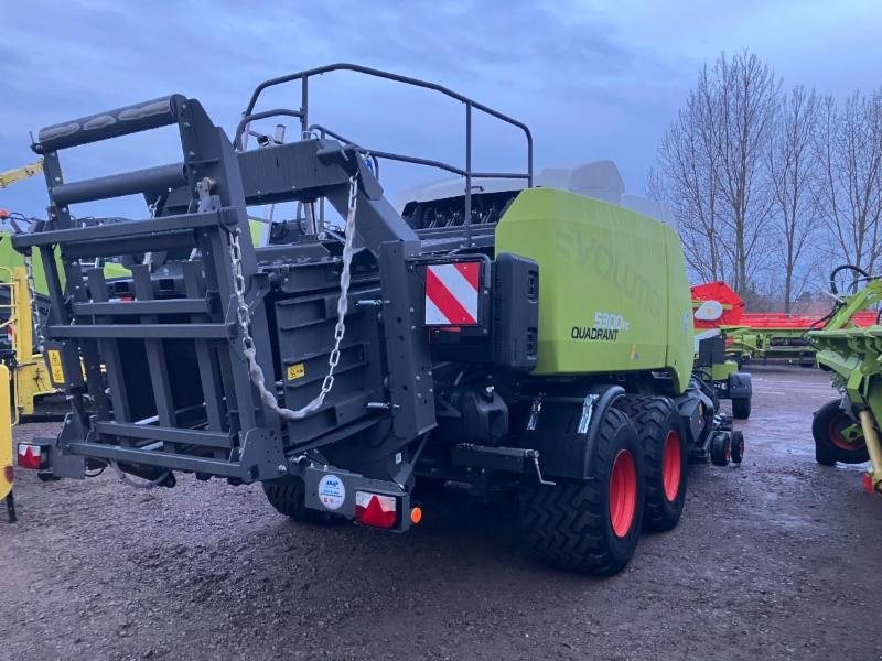 Großpackenpresse van het type CLAAS QUADRANT 5300 FC T+ST, Gebrauchtmaschine in Landsberg (Foto 4)