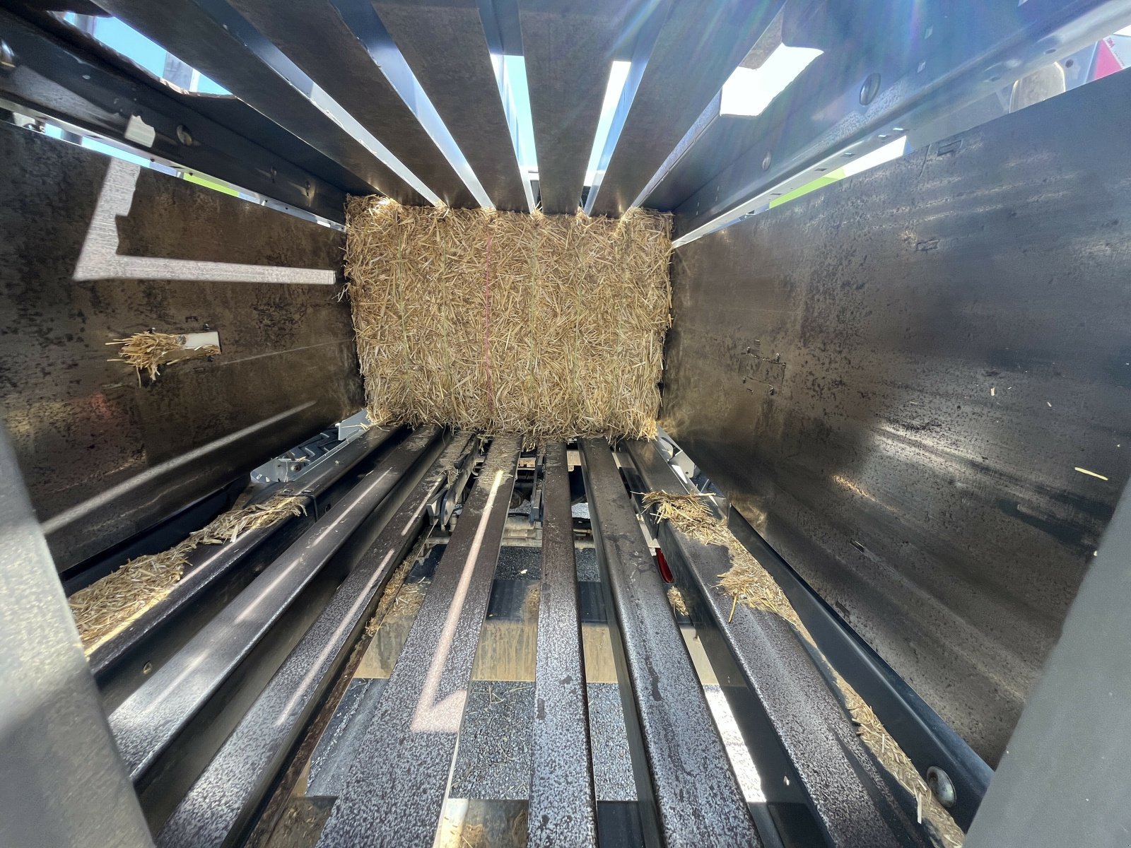 Großpackenpresse типа CLAAS QUADRANT 5300 FC T TRADITION, Gebrauchtmaschine в PONTIVY (Фотография 9)