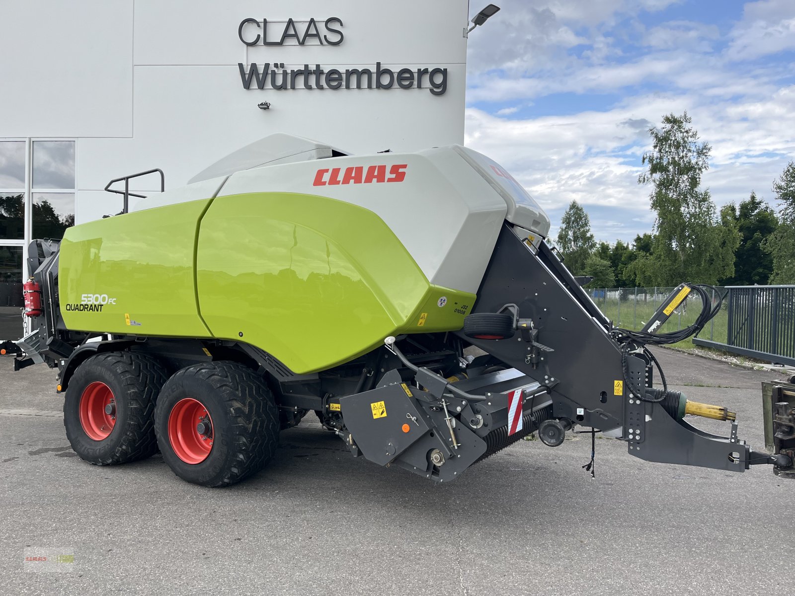 Großpackenpresse tipa CLAAS Quadrant 5300 FC T  Versteigerung ab-auction, Gebrauchtmaschine u Langenau (Slika 1)