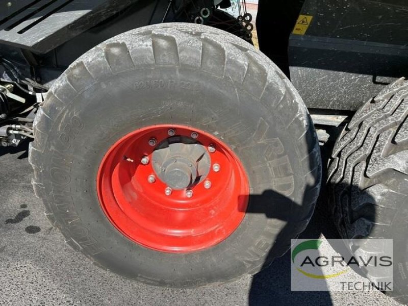 Großpackenpresse типа CLAAS QUADRANT 5300 FC T, Gebrauchtmaschine в Meppen (Фотография 18)