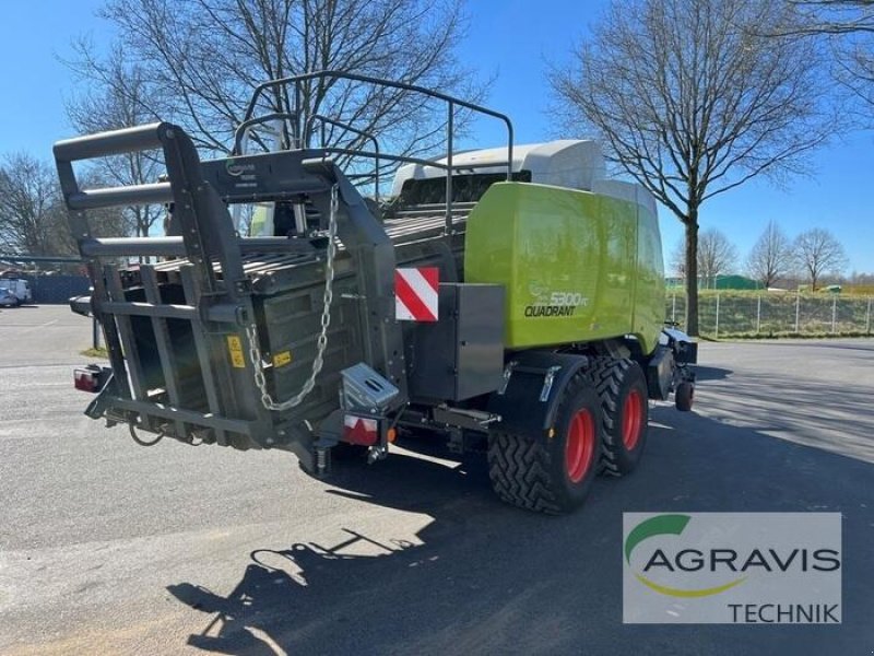 Großpackenpresse типа CLAAS QUADRANT 5300 FC T, Gebrauchtmaschine в Meppen (Фотография 3)