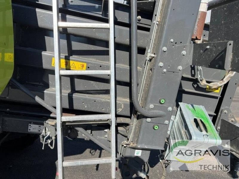 Großpackenpresse типа CLAAS QUADRANT 5300 FC T, Gebrauchtmaschine в Meppen (Фотография 5)