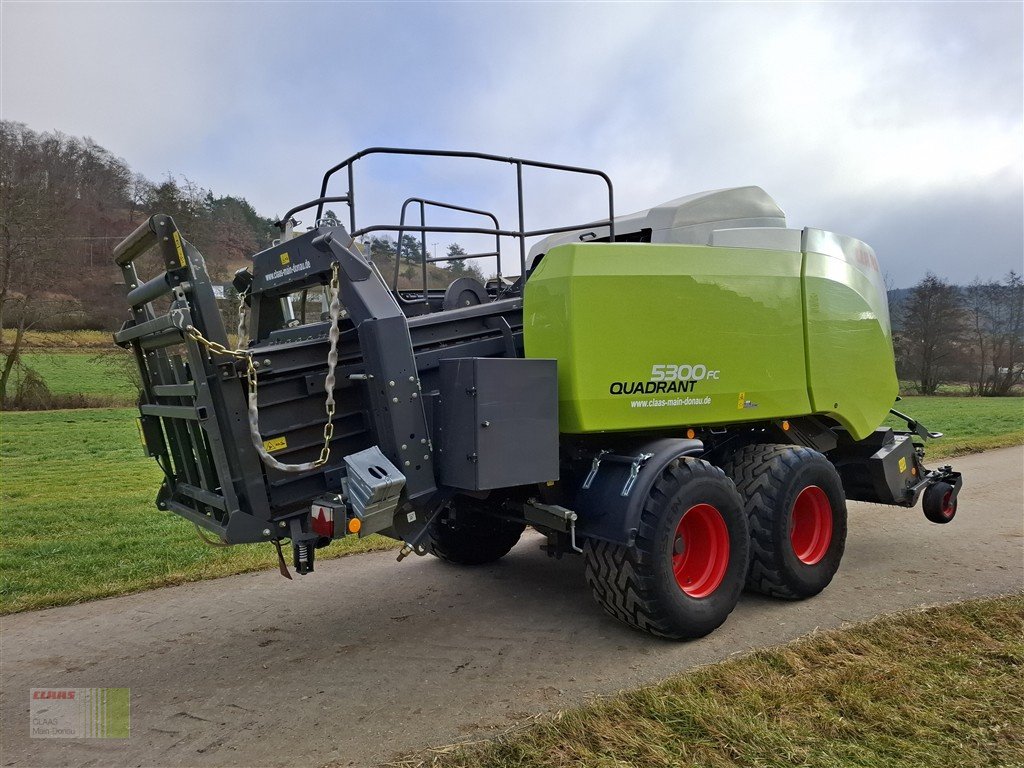 Großpackenpresse of the type CLAAS Quadrant 5300 FC, Gebrauchtmaschine in Wassertrüdingen (Picture 11)