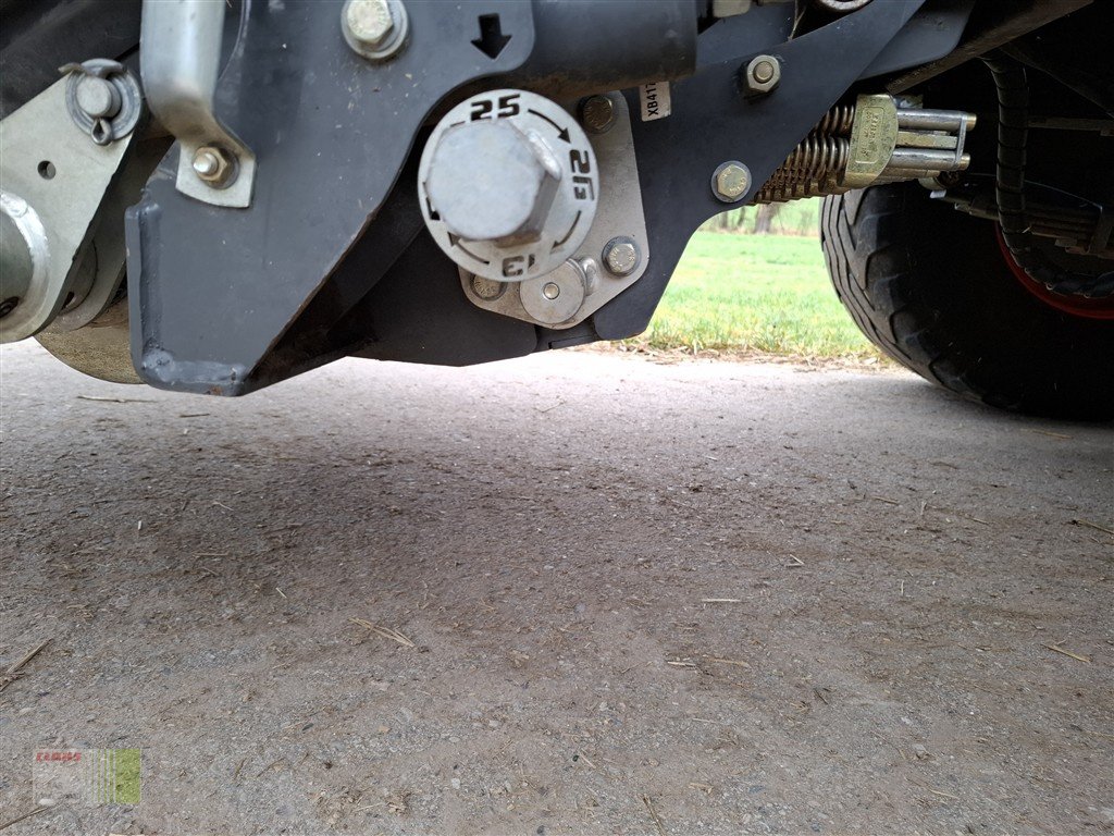 Großpackenpresse of the type CLAAS Quadrant 5300 FC, Gebrauchtmaschine in Wassertrüdingen (Picture 20)